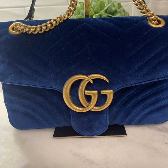 Authentic Blue suede Gucci Marmont Bag - Picture 4 of 10